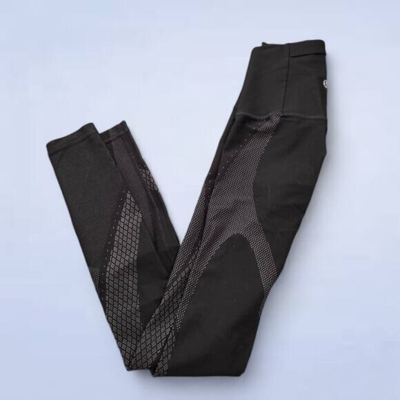 Lululemon Women Mapped Out HR Tight - Size 2 - Picture 2 of 11